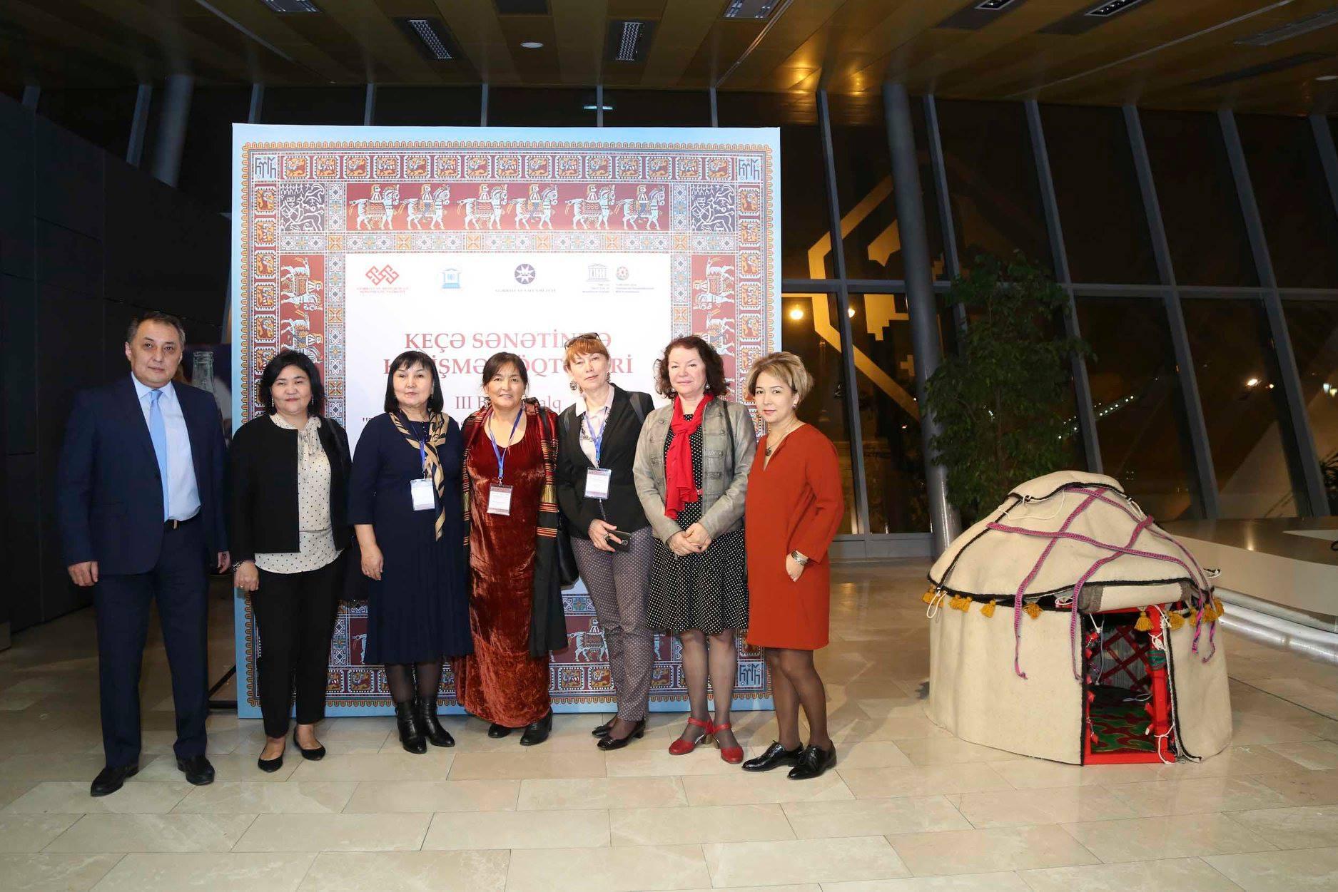 Bakıda III Beynəlxalq “Türk dünyasının ortaq dili ‒ naxışlar” simpoziumu keçirilib (FOTO)