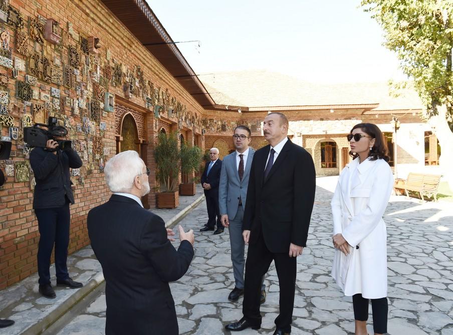 Президент Ильхам Алиев и Первая леди Мехрибан Алиева приняли участие в открытии Центра керамики и прикладного искусства “ABAD” в Шеки (ФОТО