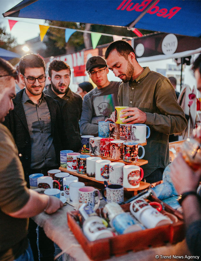 Фестиваль уличной еды в центре Баку – самая вкусная осень (ФОТО)