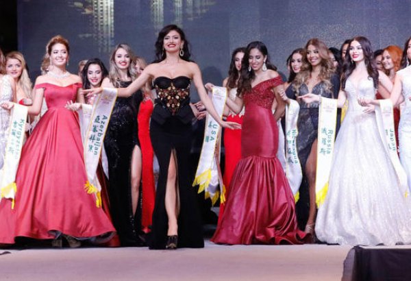 Азербайджанская красавица вошла в ТОП-10 мировых королев благотворительности (ФОТО)
