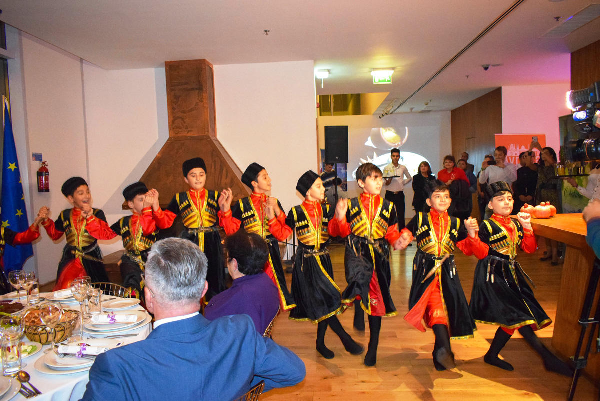 Азербайджанские блюда открыли первый Фестиваль культурного наследия "Фантазия" (ФОТО)