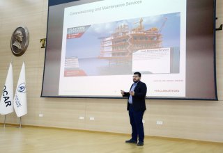 Halliburton holds presentation at Baku Higher Oil School (PHOTO)