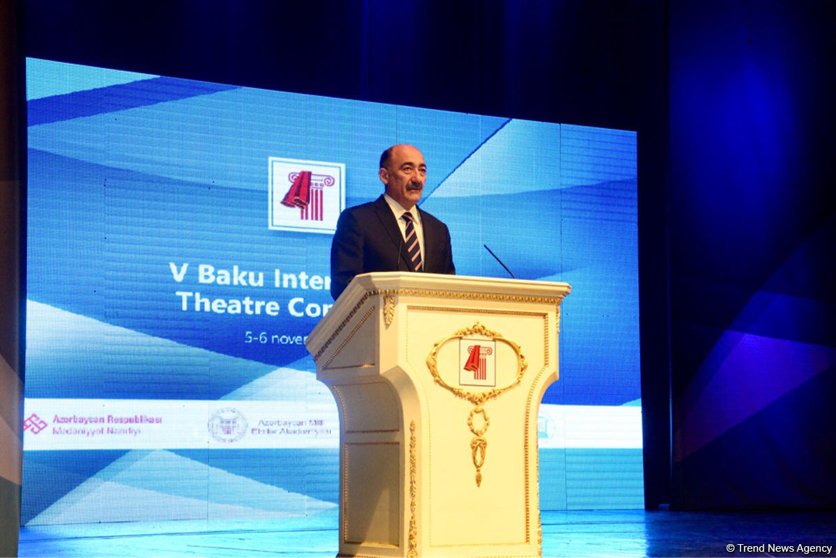 В Баку проходит V международная театральная конференция (ФОТО)