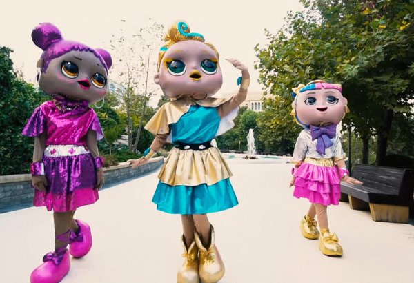 Куклы LOL в Баку стирают грани между вымыслом и реальностью (ВИДЕО)