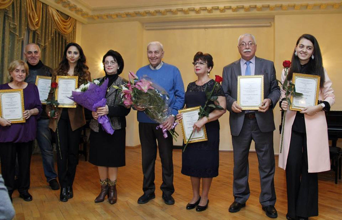 В Азербайджане названы авторы лучшей эстрадной песни (ФОТО)