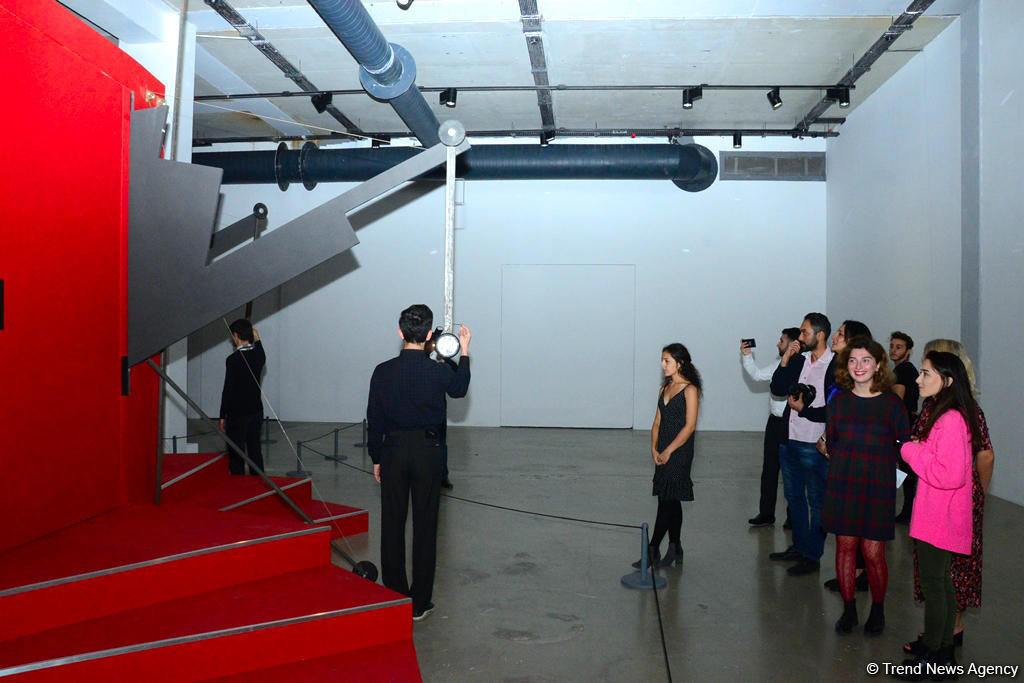 YARAT представил выставку Педро Гомес-Эганьи "Слейпнир" (ФОТО)