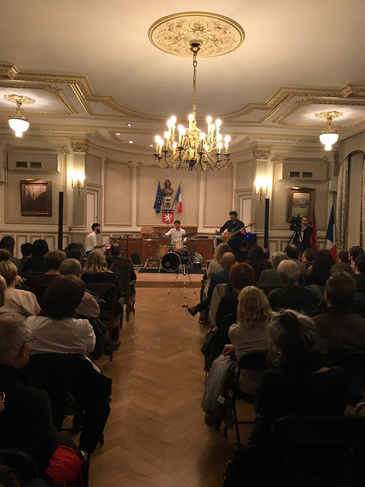 В Лионе прошел вечер азербайджанского джаз-мугама Этибара Асадли (ВИДЕО, ФОТО)