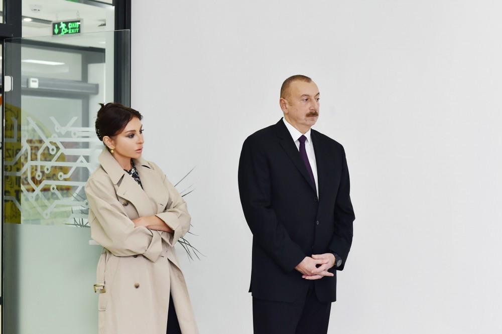 Azerbaijani president, first lady inaugurate administrative building of E-Government Development Center (PHOTO)