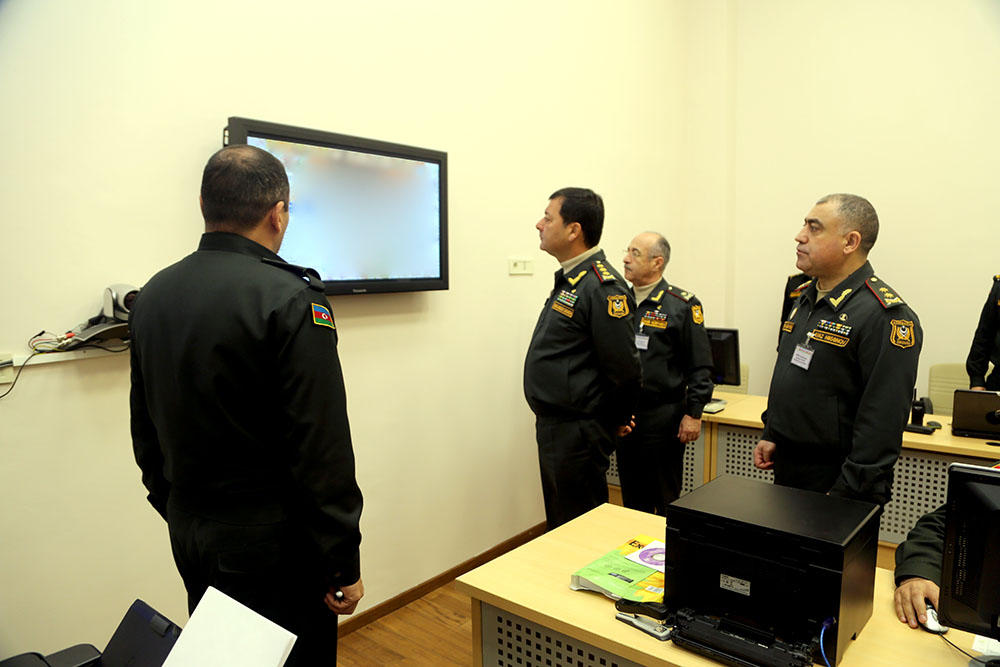 Chief of Azerbaijani General Staff watches war games (PHOTO/VIDEO)