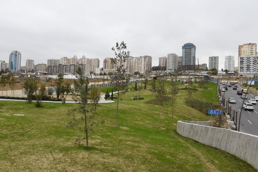 Azerbaijani president views redevelopment, construction work around Tazapir mosque (PHOTO)