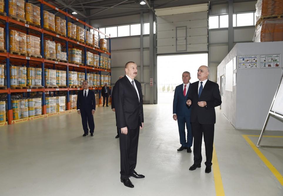 Президент Ильхам Алиев принял участие в открытии завода строительных химикатов в Сумгайытском химико-промышленном парке (ФОТО)