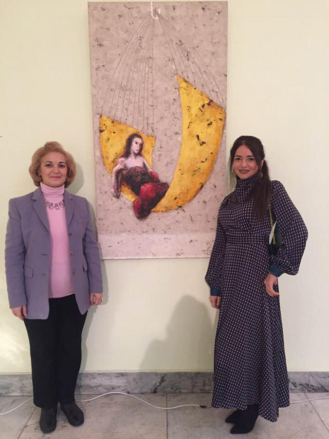 В Баку представлены картины, нарисованные соками овощей и фруктов (ФОТО)