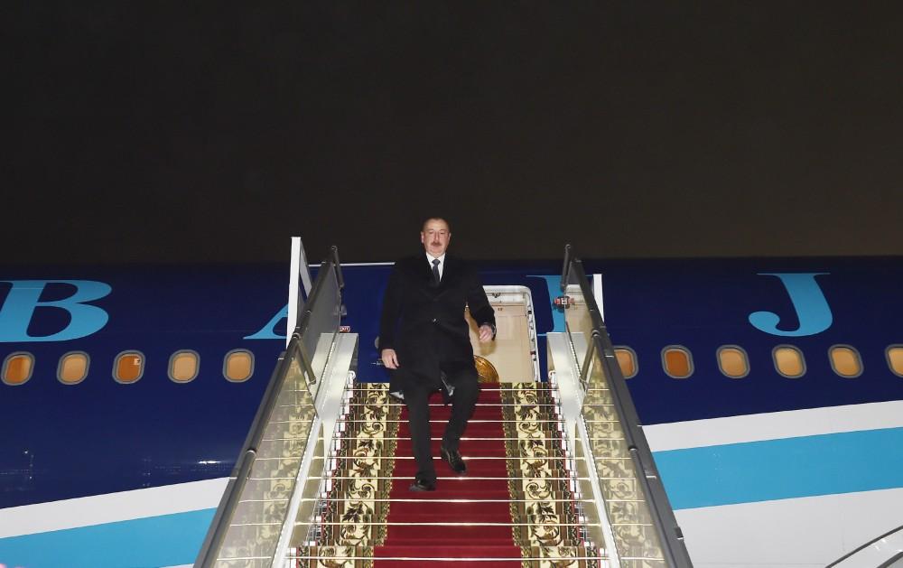 Президент Ильхам Алиев прибыл с официальным визитом в Беларусь (ФОТО)