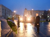 President Ilham Aliyev visits Victory Square in Minsk (PHOTO)
