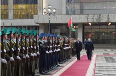 Azərbaycan Prezidenti İlham Əliyevin Minskdə rəsmi qarşılanma mərasimi olub (FOTO)