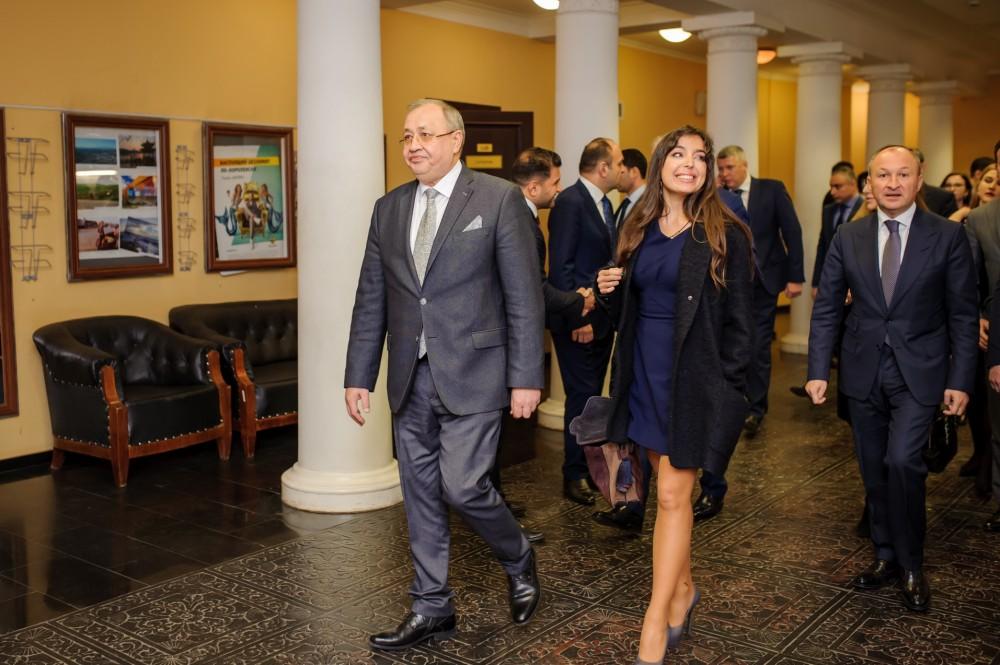 Heydar Aliyev Foundation VP Leyla Aliyeva attends opening of conference on Nasimi’s spiritual legacy in Moscow (PHOTO)