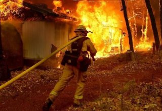 Fast-moving LA fire prompts evacuation, state of emergency declared in California