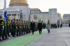 В Ашхабаде состоялась  церемония официальной встречи Президента Ильхама Алиева (ФОТО)
