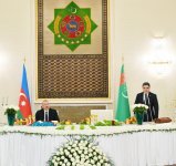 От имени Президента Туркменистана дан официальный прием в честь Президента Азербайджана (ФОТО)