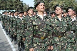 Исламский центр Таджикистана назвал грешниками уклонистов от службы в армии