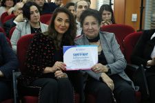 Azərbaycan Universitetində “Gender problemi və müasir Azərbaycan” mövzusunda konfrans keçirilib (FOTO)