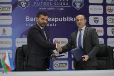 Bank Respublika və "Sabah" Futbol Klubu arasında sponsorluq müqaviləsi imzalanıb (FOTO)