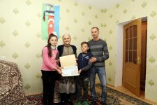 В двух районах Азербайджана семьям шехидов и инвалидам карабахской войны предоставлены частные дома (ФОТО)
