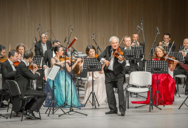 Heydər Əliyev Mərkəzində Vyana Ştraus Festival Orkestrinin konserti olub (FOTO)