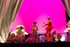Сюрреализм Сальвадора Дали в Баку в акробатической поэме (ФОТО)
