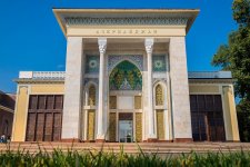 Исторические скульптуры вернут павильону "Азербайджан" на ВДНХ (ФОТО)