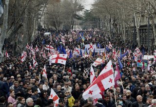 Оппозиция в Грузии анонсировала начало митингов в регионах страны