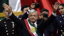 Mexico's new president takes aim at violence during first day in office (PHOTO)
