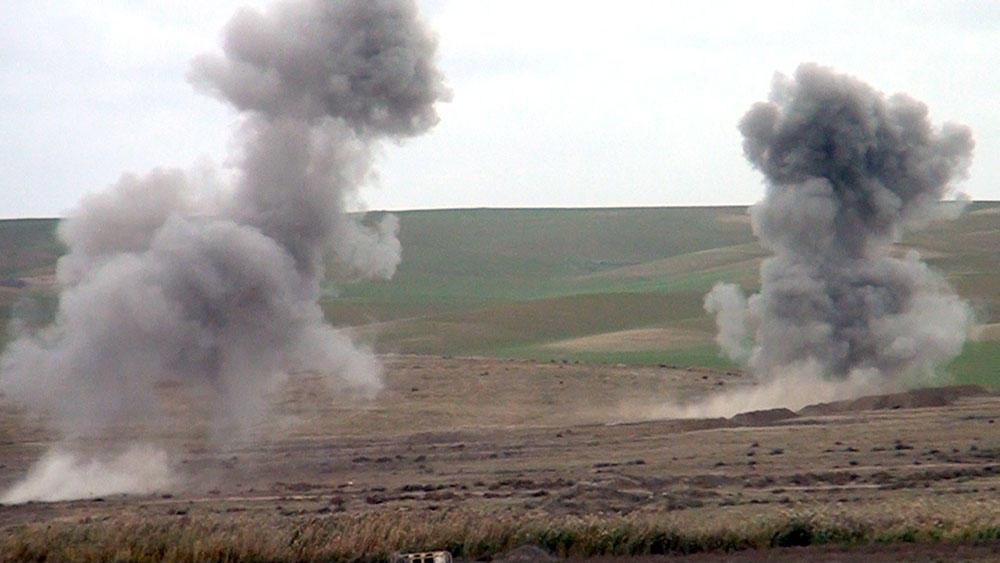 Azerbaijani army conducts live-fire exercises (PHOTO/VIDEO)
