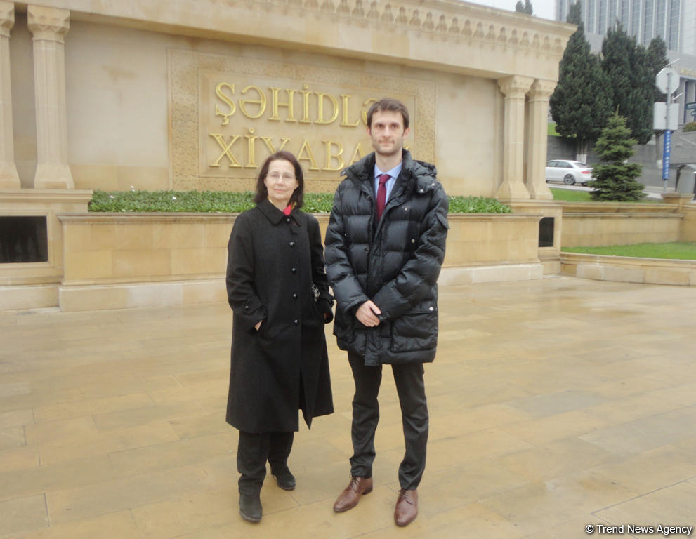 Потомки брата Узеира Гаджибейли из Франции почтили память азербайджанских шехидов (ФОТО)