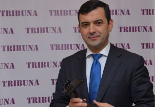 Самый эффективный министр получил книги азербайджанских писателей