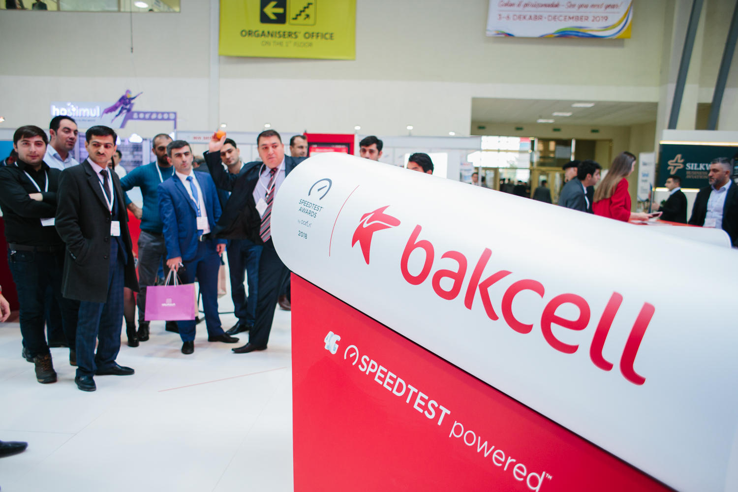 Bakcell ”Bakutel-2018” sərgisində: innovasiyalar, əyləncə və hədiyyələr (FOTO)
