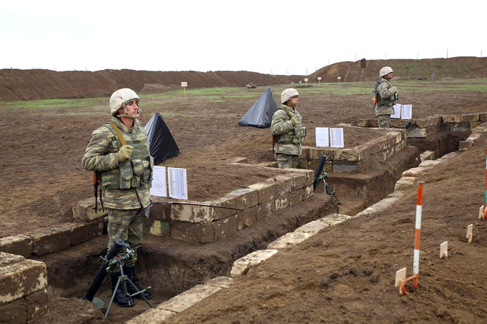 Проверена боеготовность передовых подразделений азербайджанской армии (ФОТО/ВИДЕО)