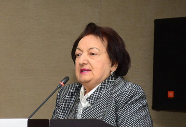 Омбудсмен: К правам десятков тысяч армян, живущих в Азербайджане, относятся с уважением