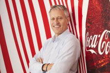 Фонд Coca-Cola вложил в социальные проекты по всему миру $1 млрд (ФОТО)