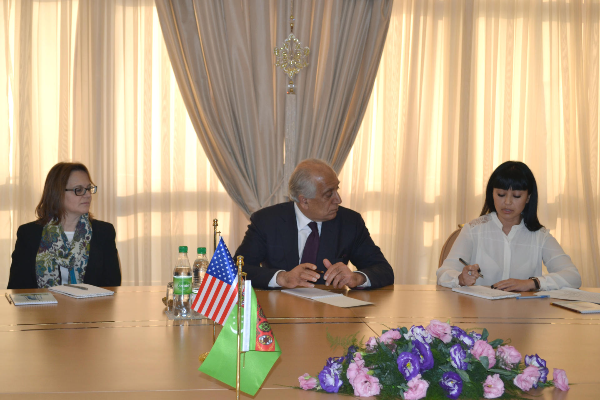 Turkmenistan, US consider possibilities of intensifying bilateral political, diplomatic co-op (PHOTO)