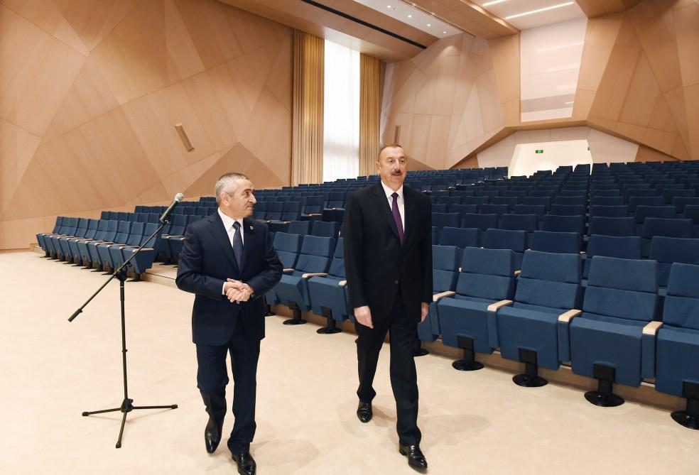Azerbaijani president inaugurates Youth Center (PHOTO)