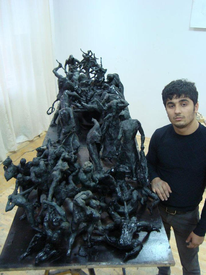 Удивительные таланты! Кянан Гасангулиев – воин, творящий из глины: "Многие считают меня сумасшедшим" (ФОТО)