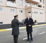 President Ilham Aliyev attends ceremony to give out apartments to servicemen (PHOTO)