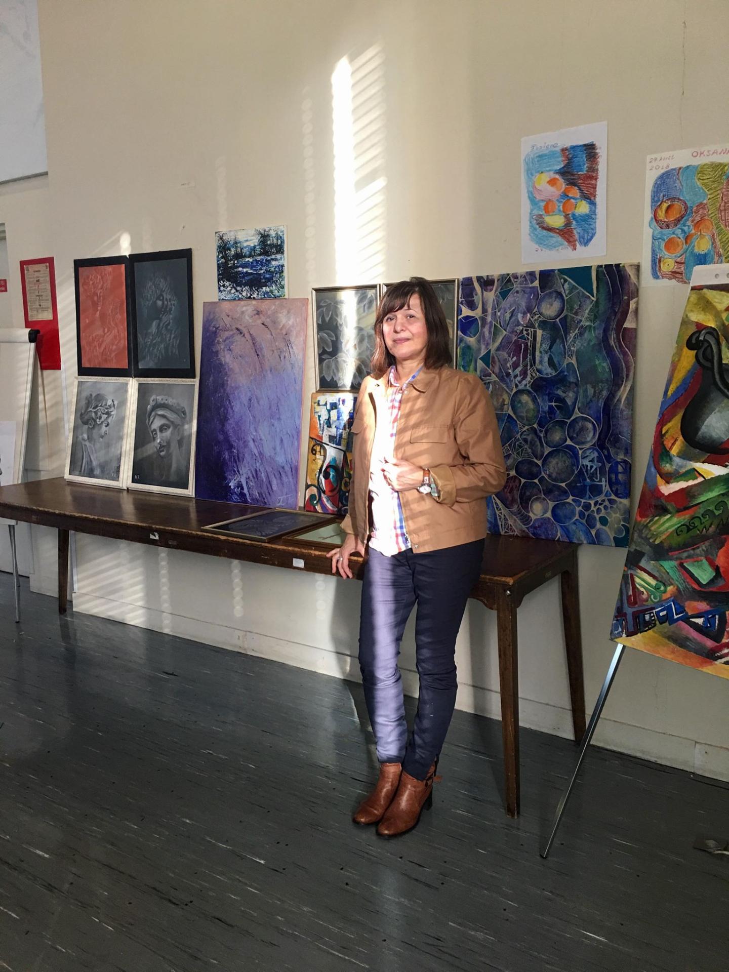 Азербайджанская художница провела мастер-класс в Париже (ФОТО)
