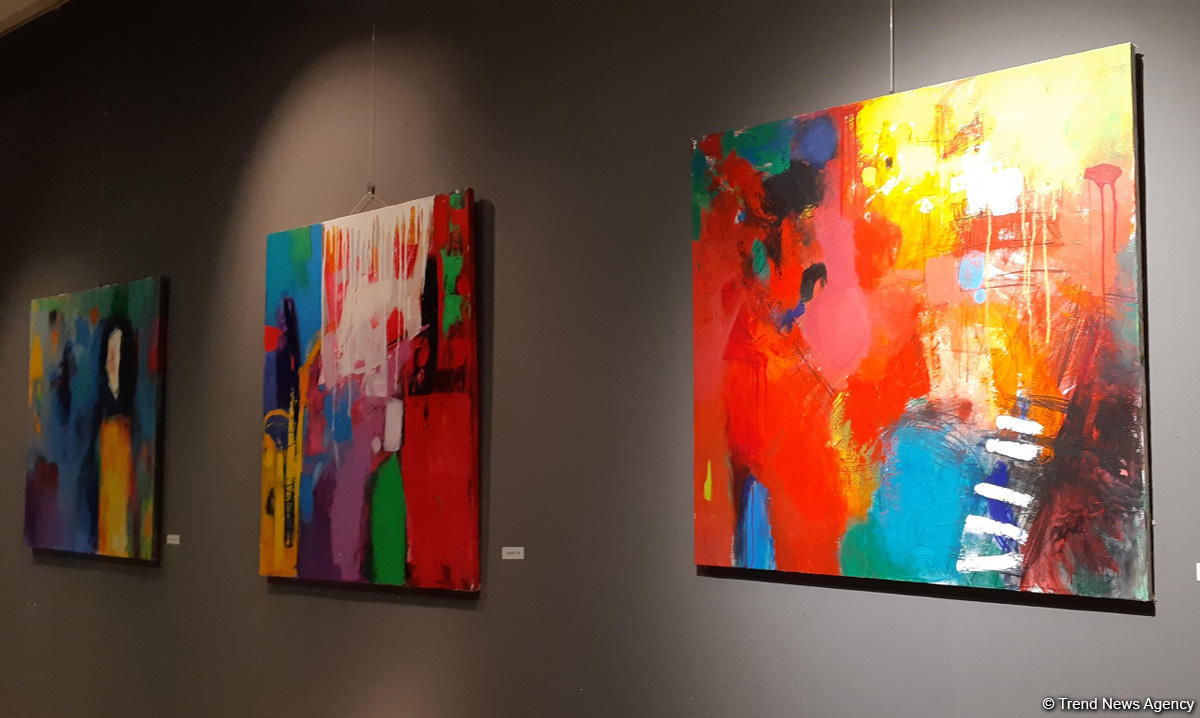 Душа и лучики солнца: выставка работ  Рухуллы Гасанзаде (ФОТО)