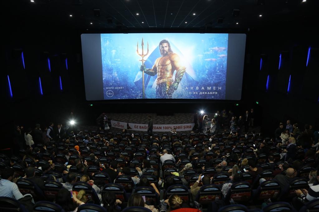 В Баку появился подводный мир с Aquaman – гости утонули в фэнтези (ВИДЕО, ФОТО)