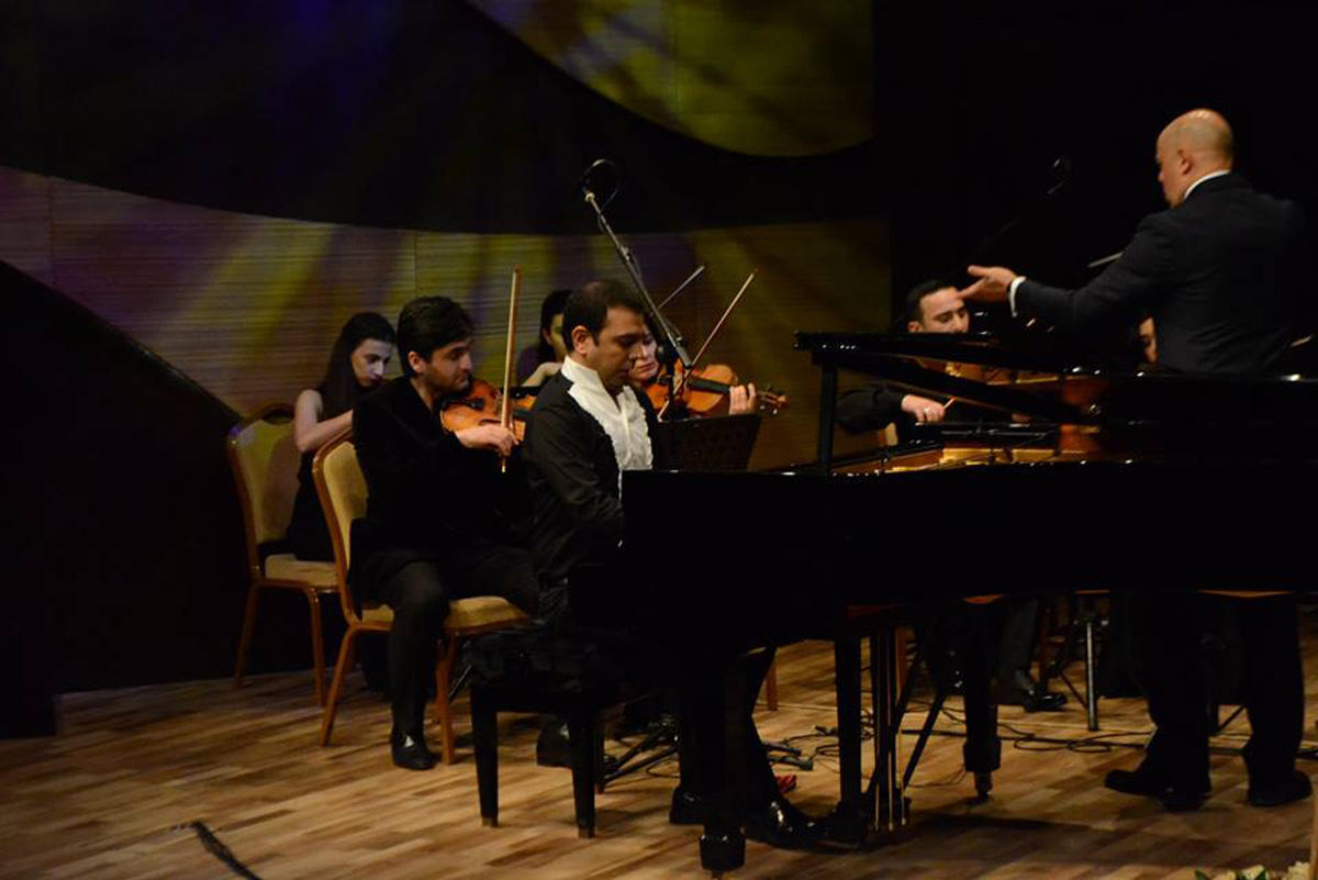 В Баку прошел концерт памяти Вагифа Мустафзаде (ФОТО)