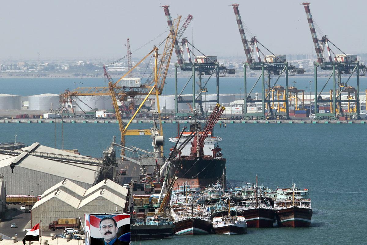 Arab Coalition issues 24 permits for ships to enter Yemeni ports