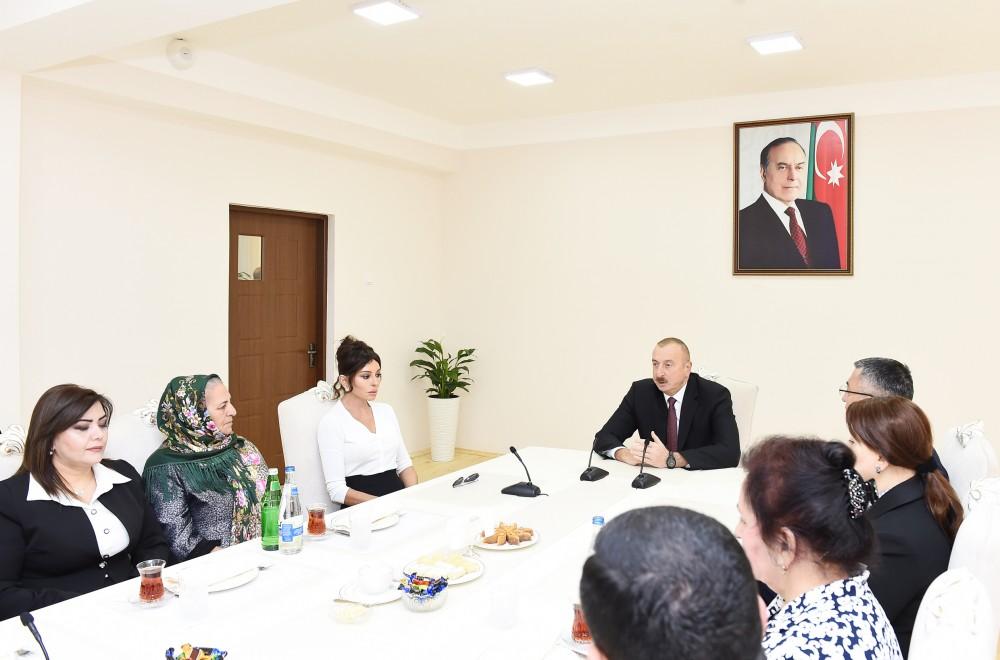 Президент Азербайджана: Проблемы беженцев постоянно находятся в центре внимания, это - для нас приоритетный вопрос