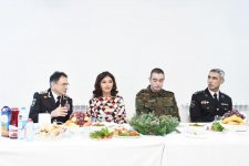 First Vice-President Mehriban Aliyeva attends holiday event at military unit of State Security Service (PHOTO)